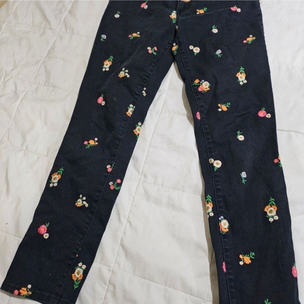 Jeans - Picture 3 of 3